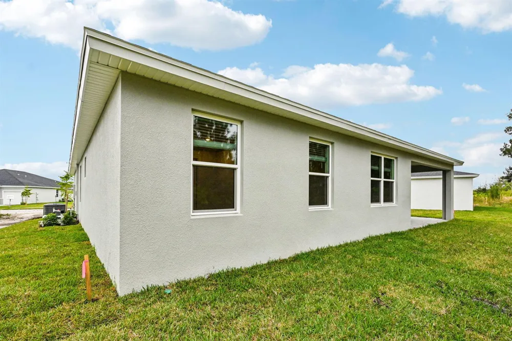 5629 Hampton Park Circle Vero Beach, FL 32966