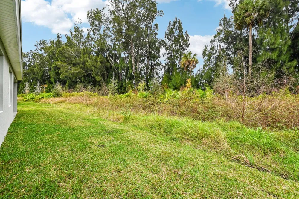 5629 Hampton Park Circle Vero Beach, FL 32966