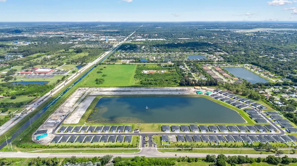 5629 Hampton Park Circle Vero Beach, FL 32966