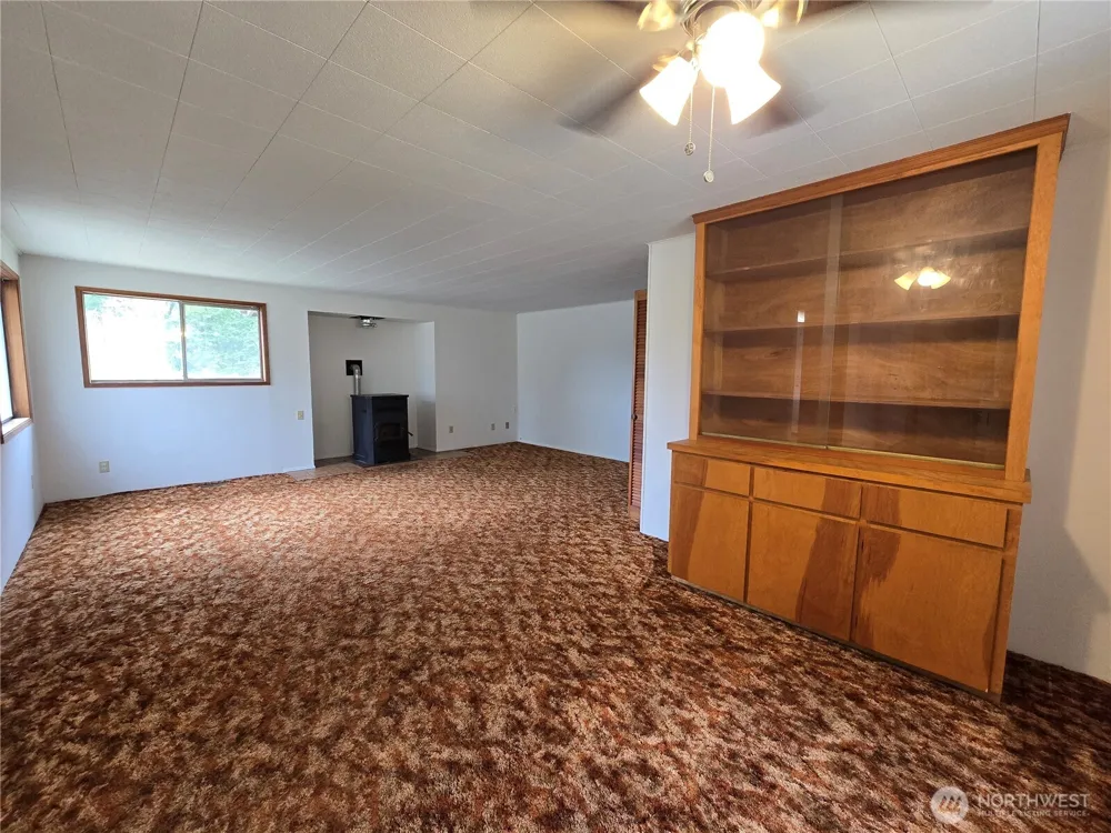 162 South Bank Road Elma, WA 98541