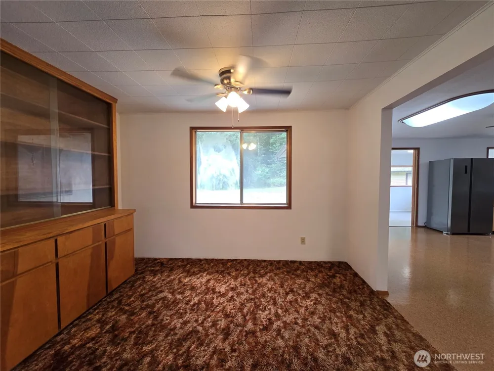 162 South Bank Road Elma, WA 98541