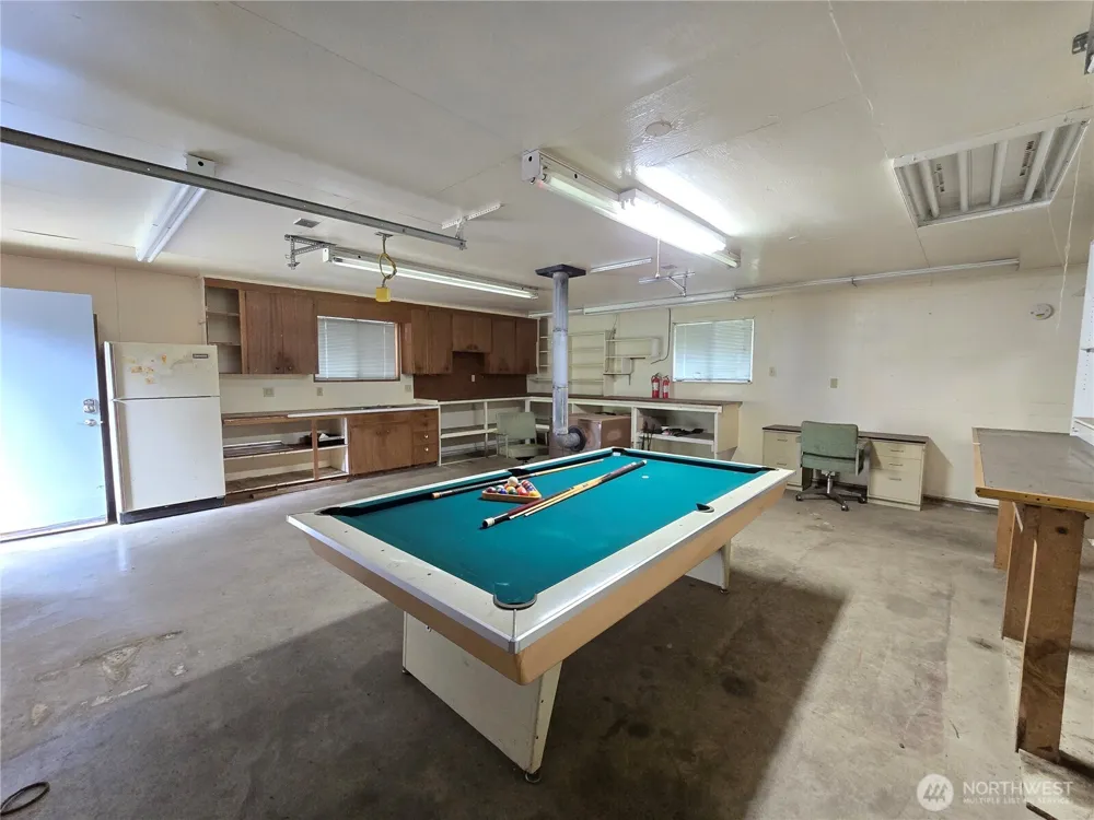 162 South Bank Road Elma, WA 98541