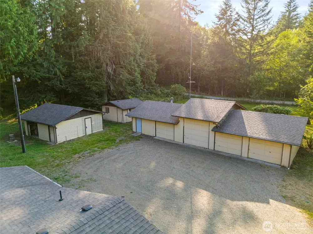 162 South Bank Road Elma, WA 98541