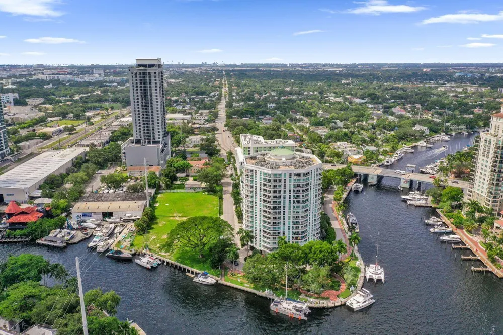 401 SW 4TH AVENUE #203 Fort Lauderdale, FL 33315