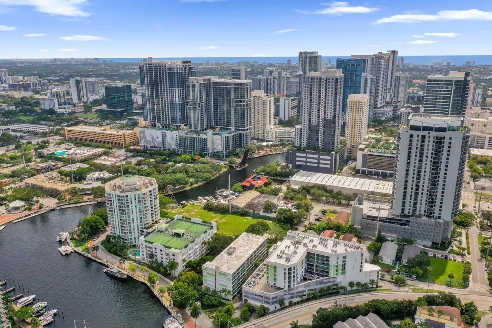 401 SW 4TH AVENUE #203 Fort Lauderdale, FL 33315