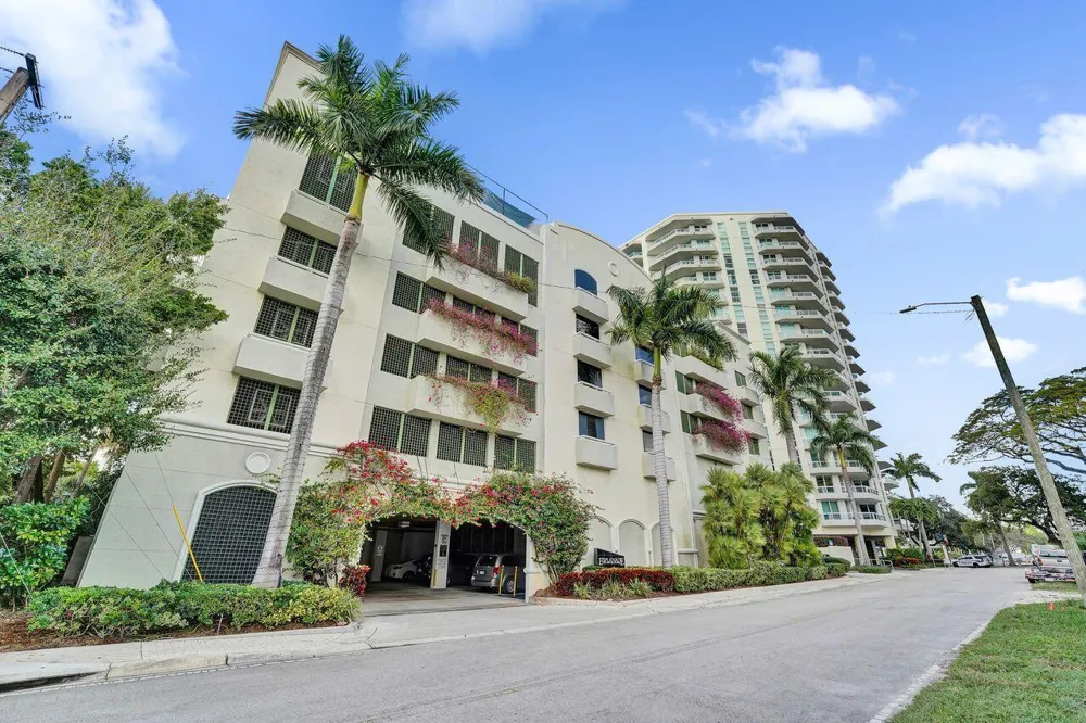 401 SW 4TH AVENUE #203 Fort Lauderdale, FL 33315
