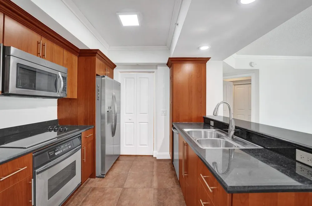 401 SW 4TH AVENUE #203 Fort Lauderdale, FL 33315