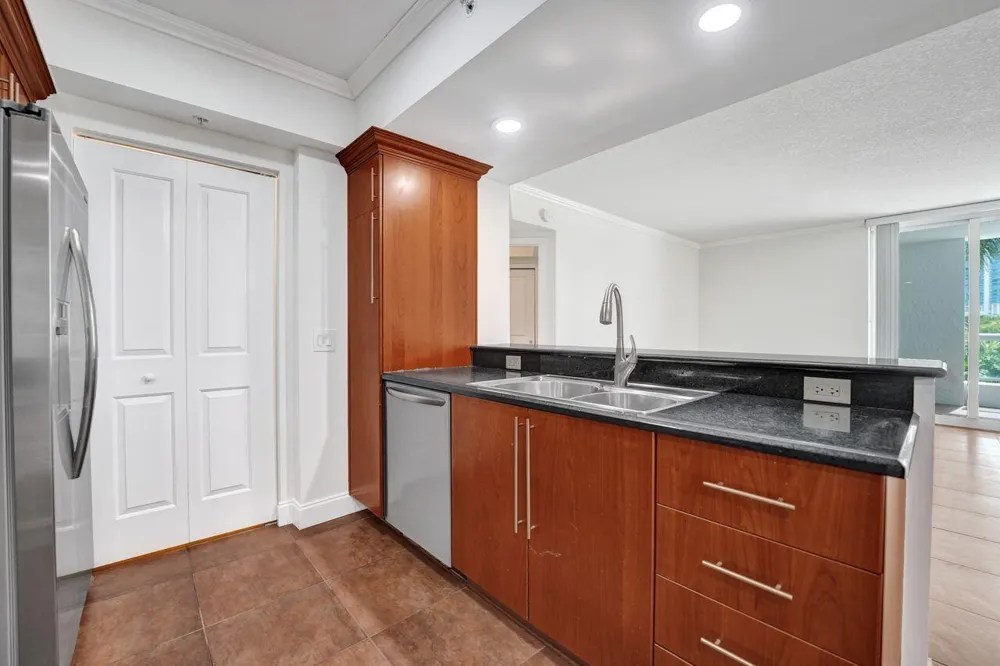 401 SW 4TH AVENUE #203 Fort Lauderdale, FL 33315