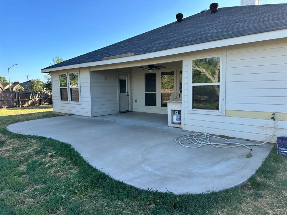 805 Wind Song Stephenville, TX 76401