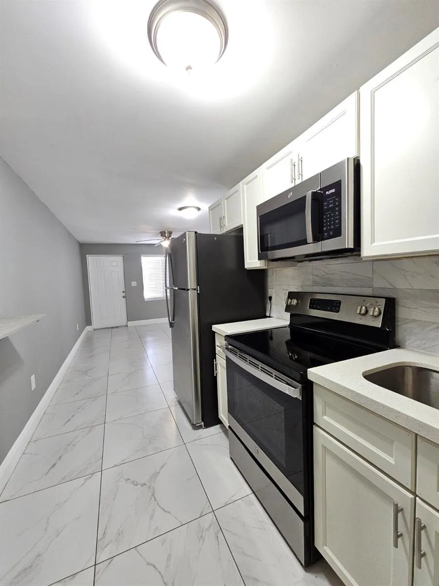 933 W 7th Street #A Riviera Beach, FL 33404