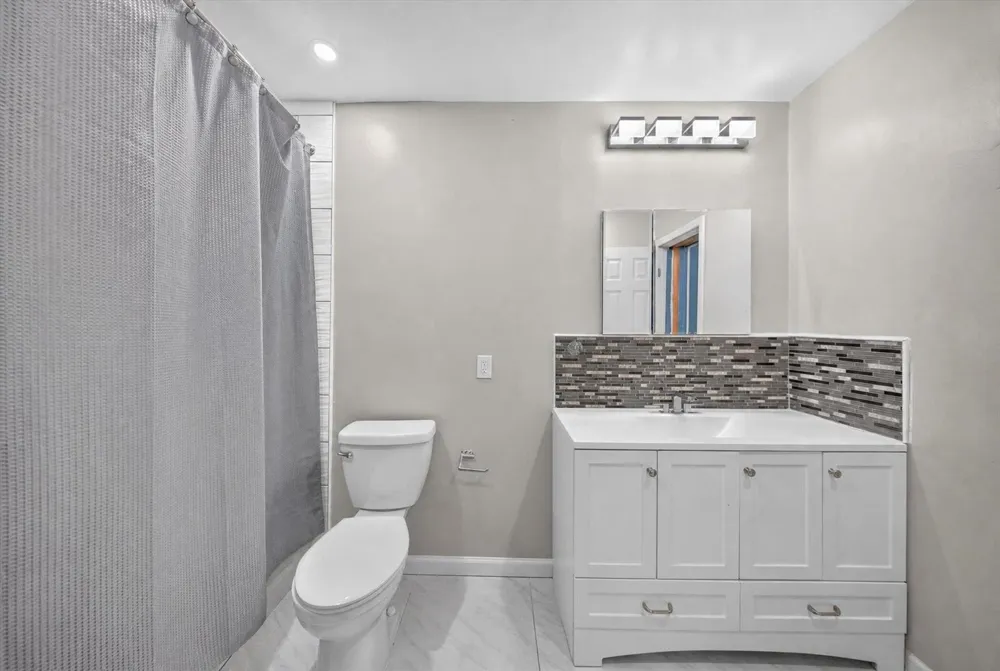 2251 SW 67TH WAY NE Miramar, FL 33023