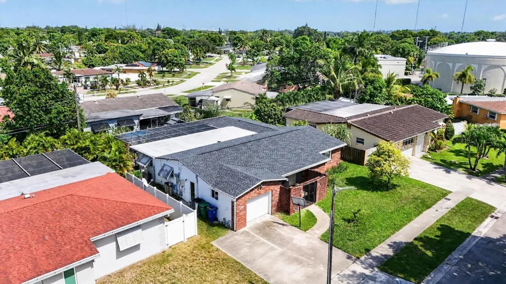 2251 SW 67TH WAY NE Miramar, FL 33023