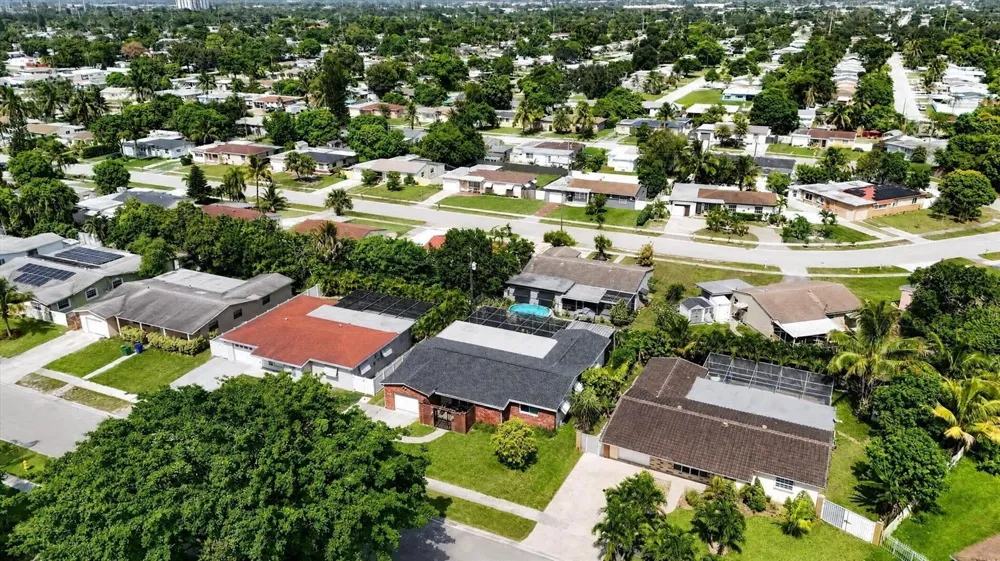 2251 SW 67TH WAY NE Miramar, FL 33023