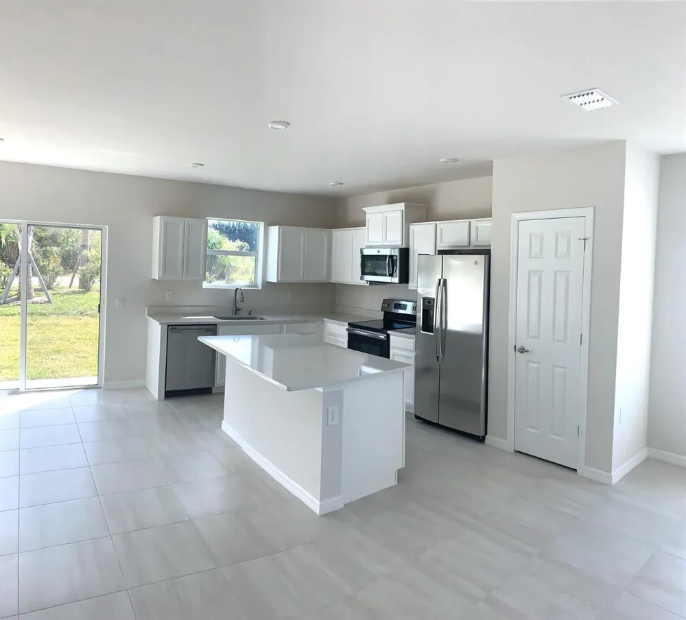 3804 LANCOVE WAY Fort Pierce, FL 34981