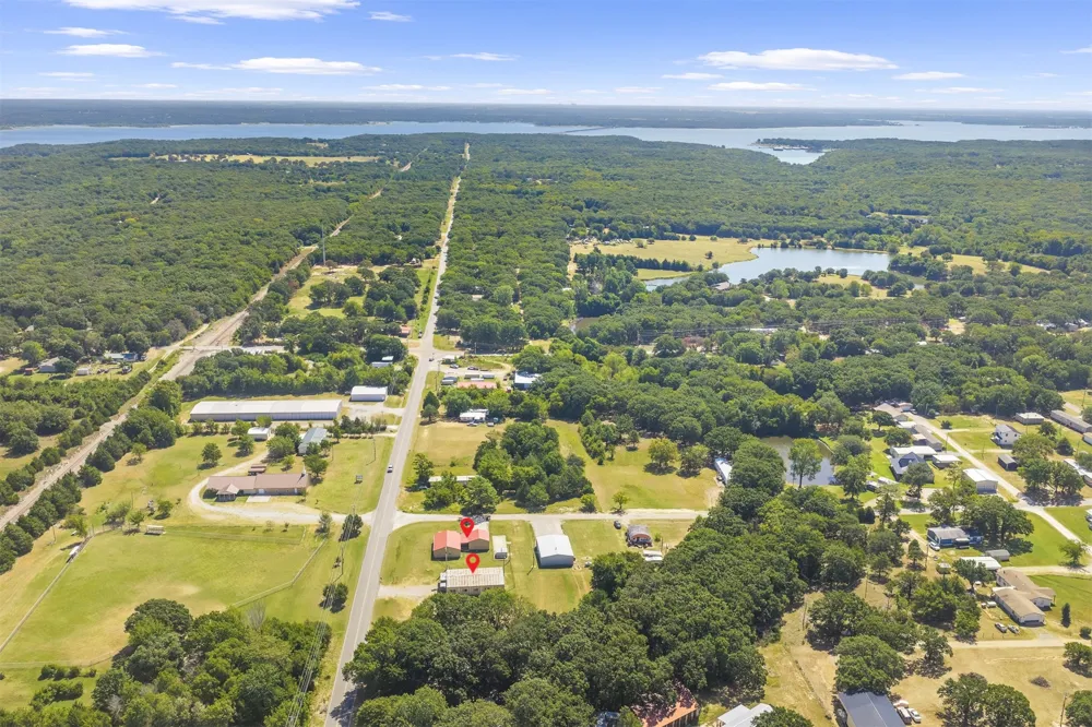 9989 Polecat Avenue Kingston, OK 73439