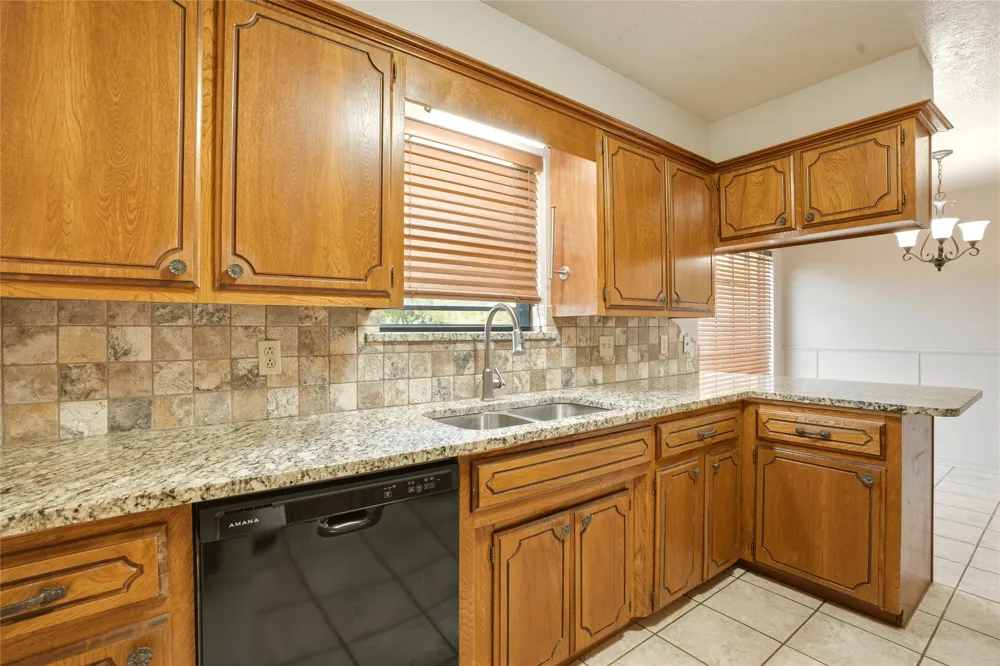 2516 Timber Terrace Ada, OK 74820