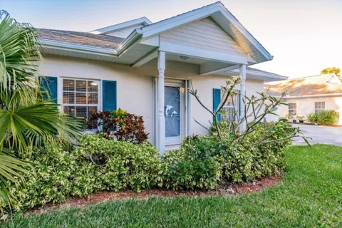 1337 RED OAK LANE