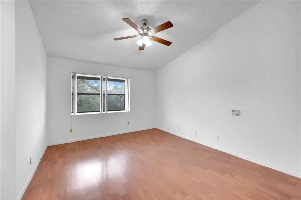 4718 NW 82nd Avenue #1706 Lauderhill, FL 33351