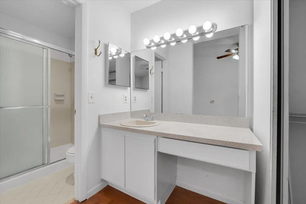4718 NW 82nd Avenue #1706 Lauderhill, FL 33351