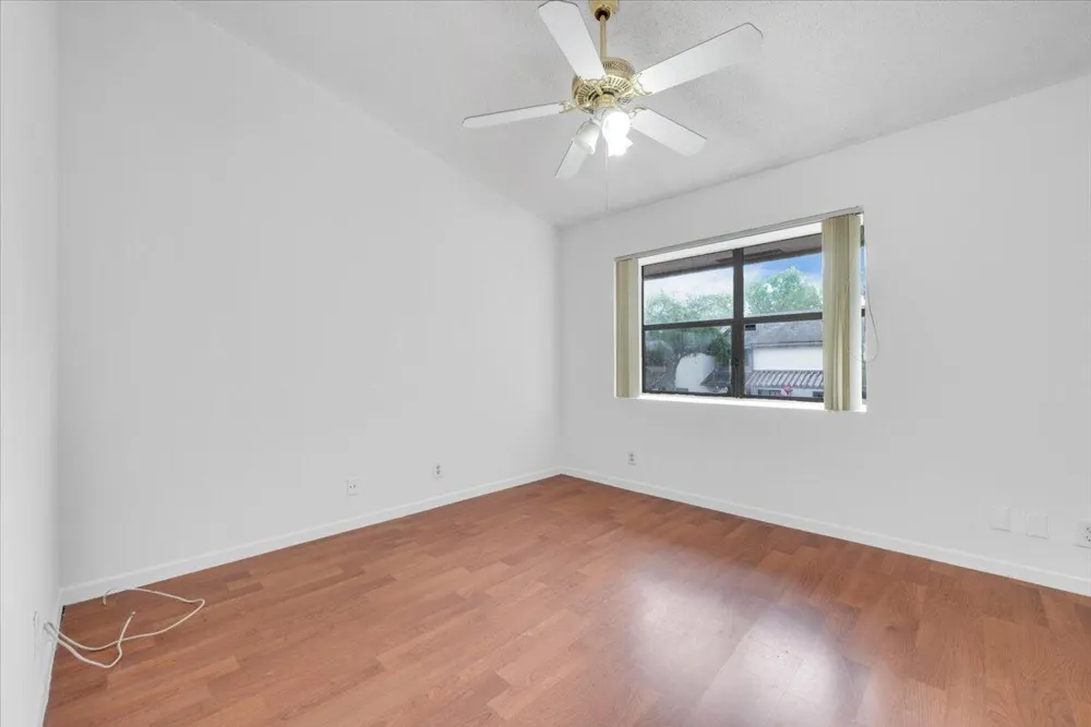 4718 NW 82nd Avenue #1706 Lauderhill, FL 33351