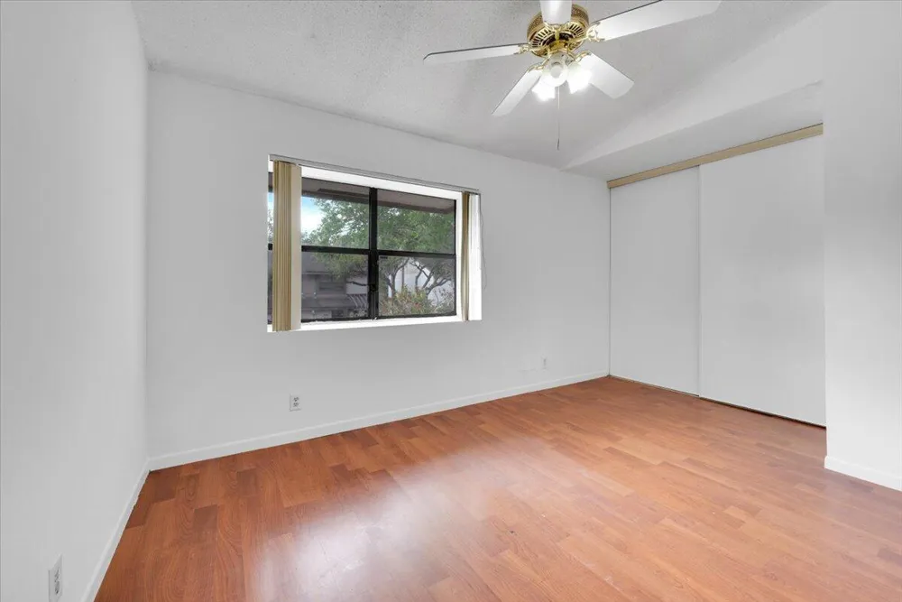 4718 NW 82nd Avenue #1706 Lauderhill, FL 33351