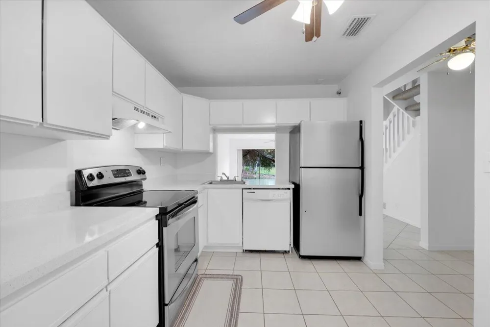 4718 NW 82nd Avenue #1706 Lauderhill, FL 33351