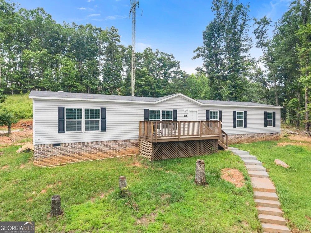 1625 Asbury Mill RD Cleveland, GA 30528