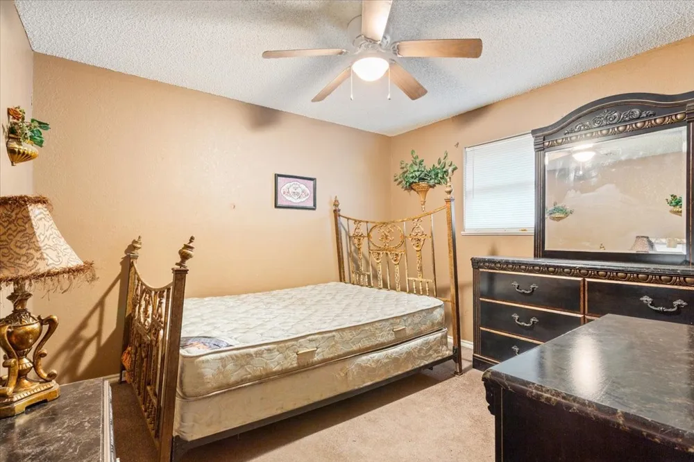 525 San Antonio Street Marlin, TX 76661
