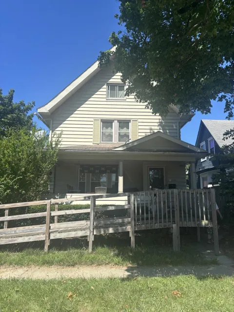 301 Perry Street