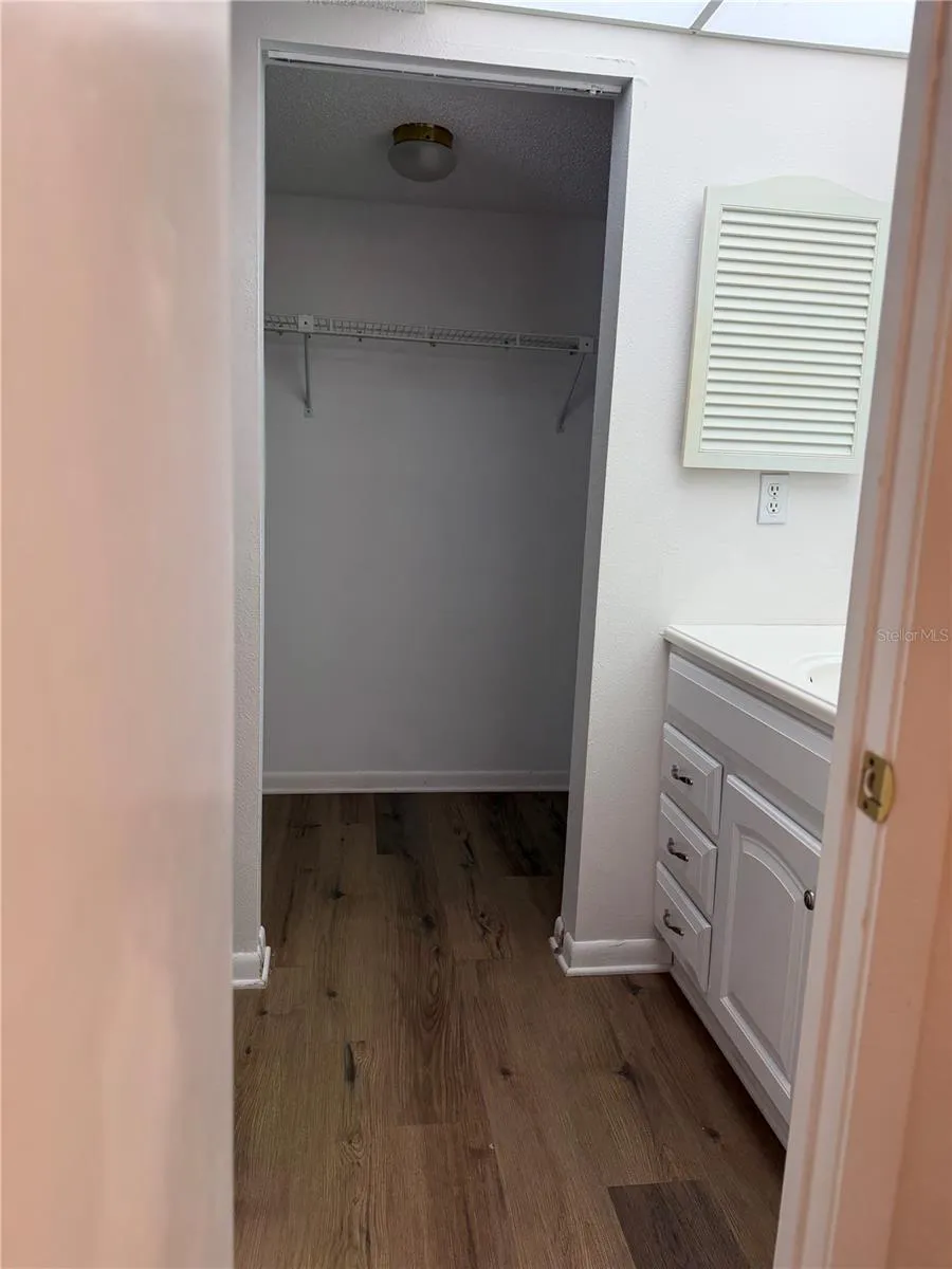 1130 LAKE PARKER AVENUE #C229 Lakeland, FL 33805
