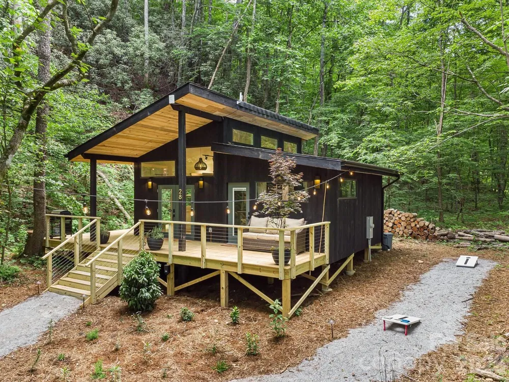 352 Twinbrook Lane Maggie Valley, NC 28751