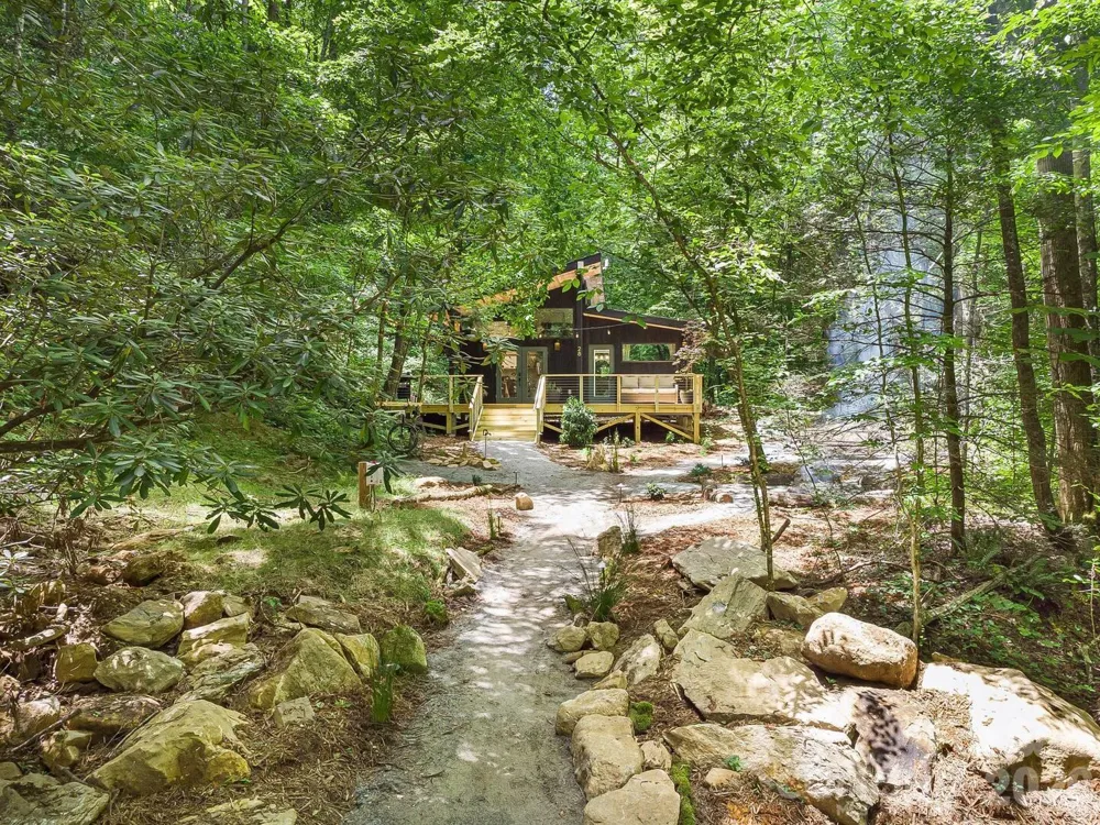 352 Twinbrook Lane Maggie Valley, NC 28751