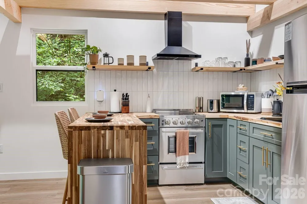 352 Twinbrook Lane Maggie Valley, NC 28751