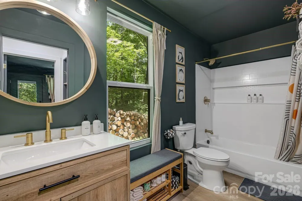 352 Twinbrook Lane Maggie Valley, NC 28751