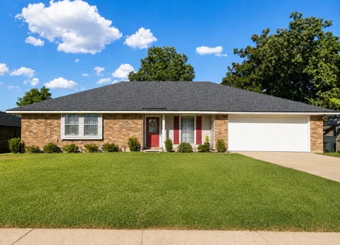 402 Southwood Drive