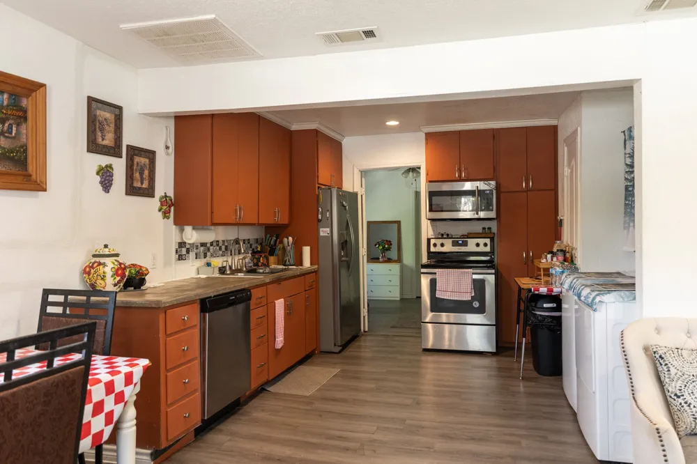 1206 9th Street Mineral Wells, TX 76067