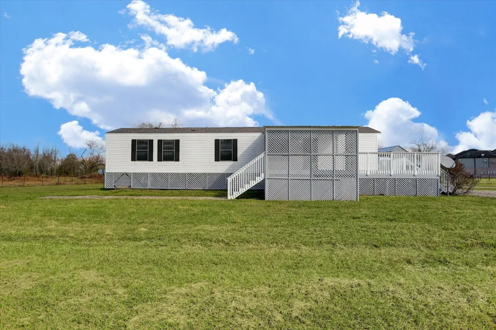 5806 S Highway 35 Alvin, TX 77511