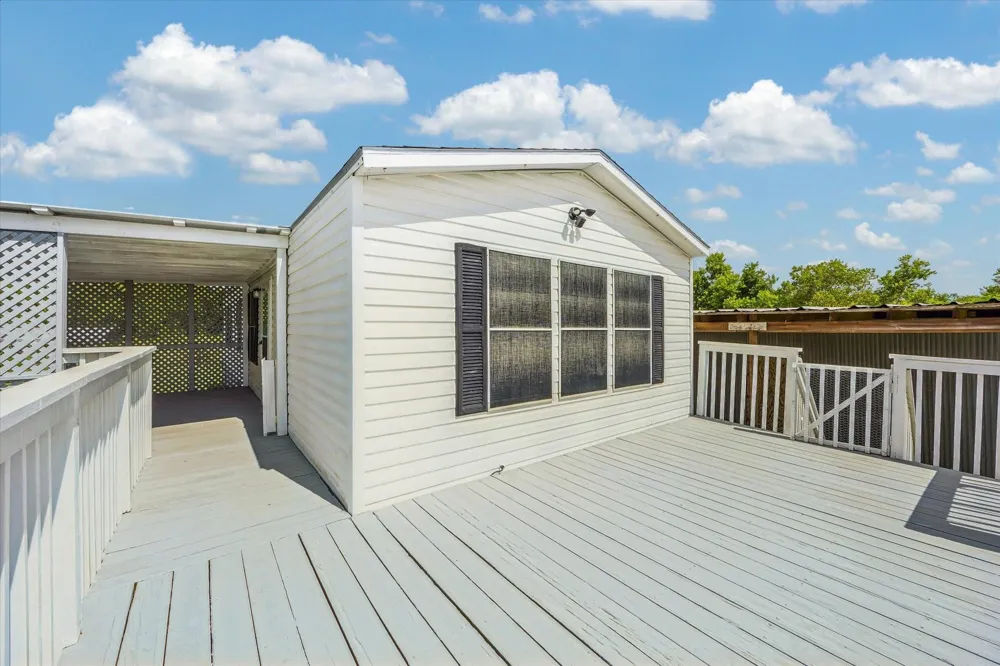 5806 S Highway 35 Alvin, TX 77511