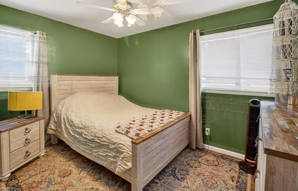 19795 Macel Street Roseville City, MI 48066