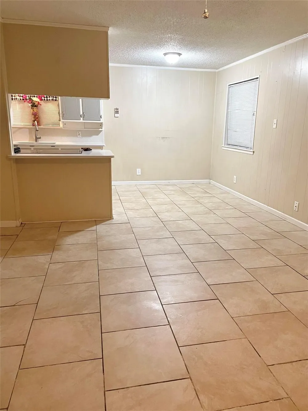 6404 Moonglow Lane Watauga, TX 76148