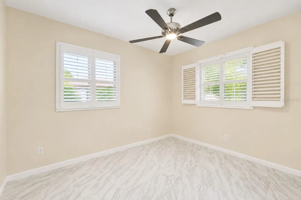 1572 77TH AVENUE St Petersburg, FL 33702