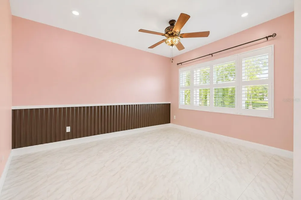 1572 77TH AVENUE St Petersburg, FL 33702