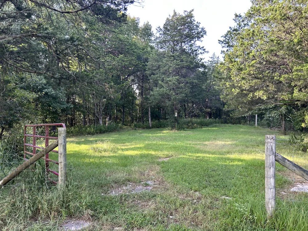 1420 S Berlin Rd Lewisburg, TN 37091