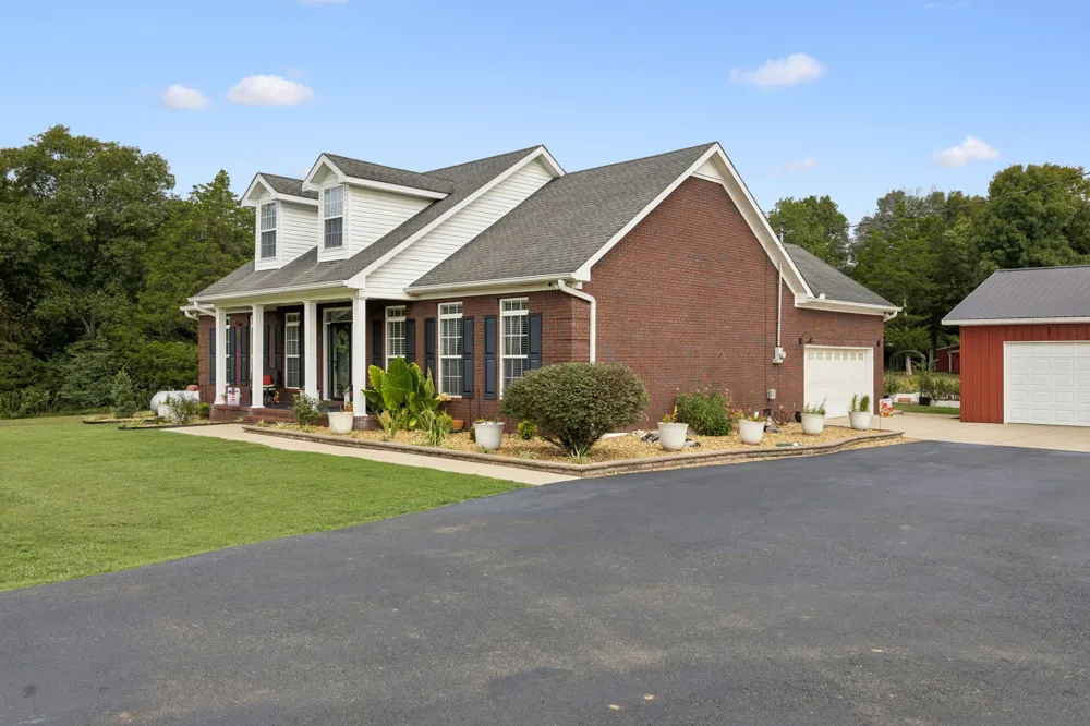 1420 S Berlin Rd Lewisburg, TN 37091