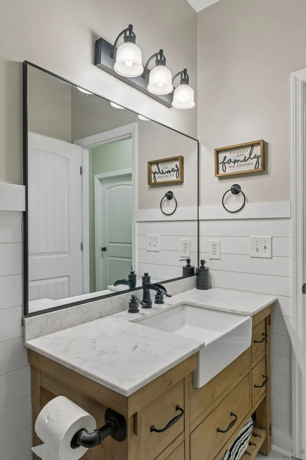 1420 S Berlin Rd Lewisburg, TN 37091