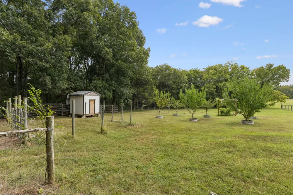 1420 S Berlin Rd Lewisburg, TN 37091