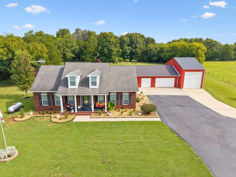 1420 S Berlin Rd Lewisburg, TN 37091