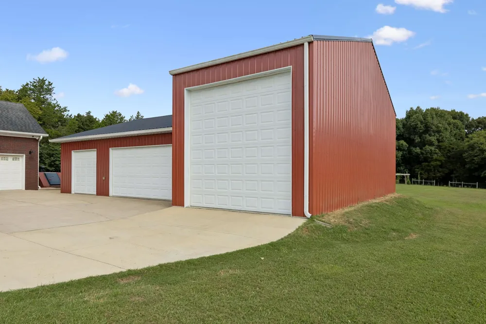 1420 S Berlin Rd Lewisburg, TN 37091