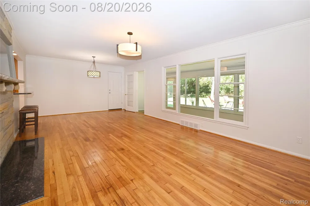 2374 Rutherford Road Bloomfield Hills City, MI 48302