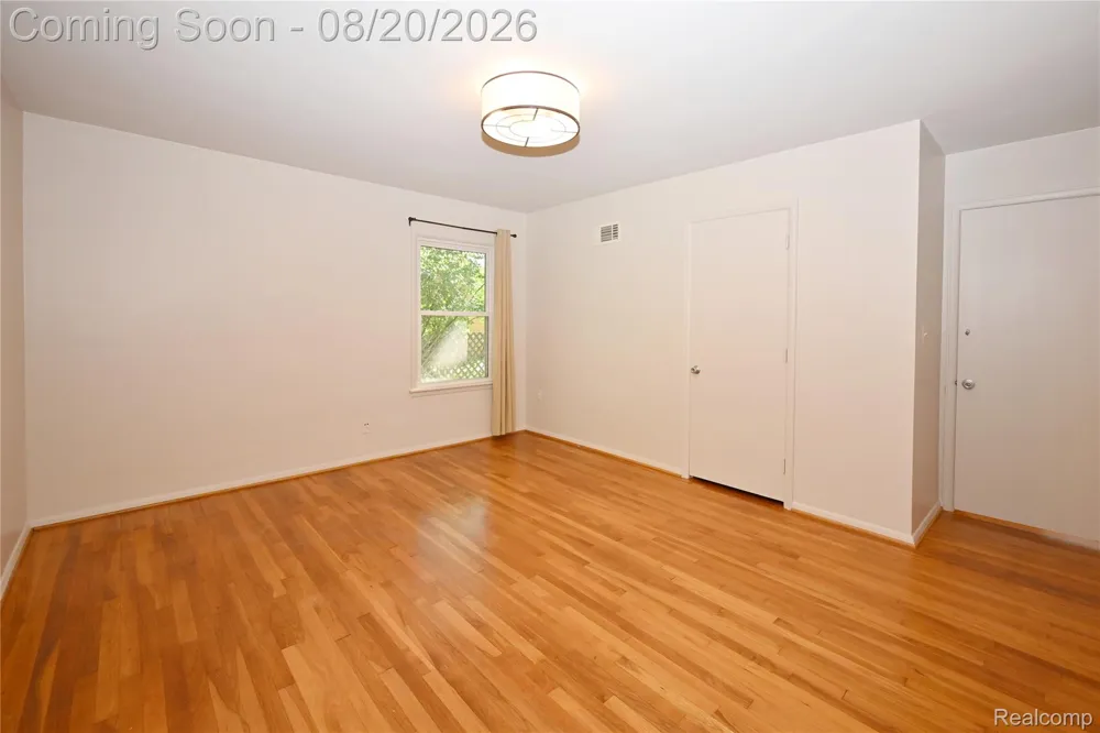 2374 Rutherford Road Bloomfield Hills City, MI 48302